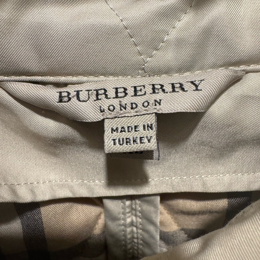 burberry jacket - Picture 6 of 6